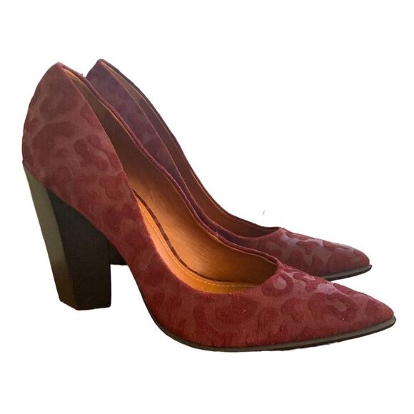 Carrano Burgundy Wine Leopard Velvet Chunky Block Heels - Picture 1 of 11